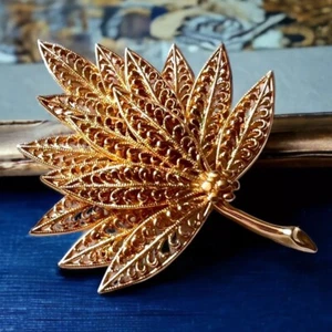 Gold Tone Leaf Brooch Filigree Signed PIM Piscitelli Mid Century Vintage Pin - Picture 1 of 9