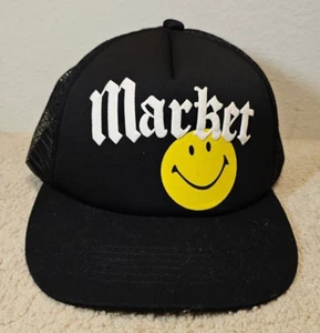 NUEVO Sombrero Ajustable Chinatown Market X Malla Smiley Camionero Negro Nuevo con Etiquetas Sonrisa - Imagen 1 de 7