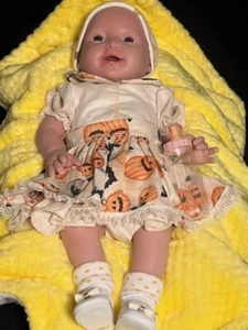 NEED SOMEONE TO LOVE 8+lb squeezable full body platinum silicone baby doll 20" - Picture 1 of 19