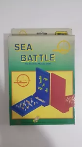 SEA BATTLE THE EXCITING TRAVEL GAME - NAVAL BATTLE - VINTAGE - Picture 1 of 4