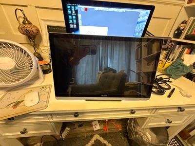 HUION Gt-220 V2 Lcd Tablet Drawing Pen Display 21.5 Inch IPS Monitor Mac or PC - Image 1 of 4