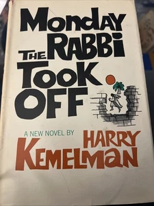Monday the Rabbi Took Off Harry Kemelman Mystery Novel 1970s - Picture 1 of 6