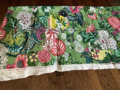 Hermoso dragón Chiang Mai DISEÑO TELA SCHUMACHER 2,34 yardas Foto 1 de 4