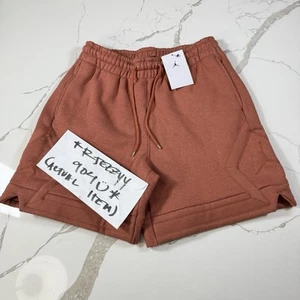 62 $ Damengröße M Nike Air Jordan Flight Fleece Diamond Shorts FN5418-209 Medium - Bild 1 von 18
