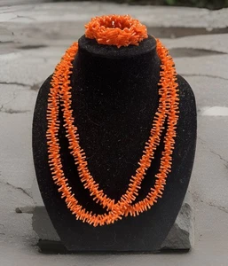 Vintage, langes Seil, 24" Faux Koralle Kunststoff Perlen Halskette 1970er Schmuck Strand - Bild 1 von 5