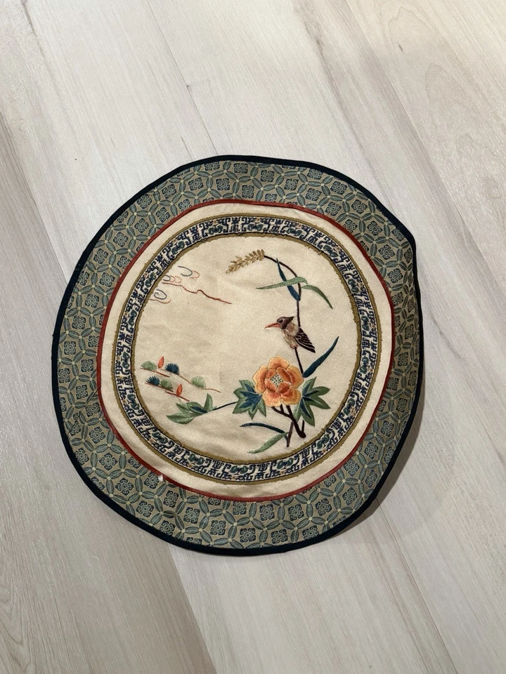 Винтажная круглая китайская шелковая вышитая панель - Изображение 1 из 1