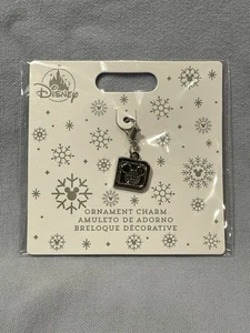 NEU Walt Disney World - Buchstabe "D" 2025 Ornament Charm - silberfarben - Bild 1 von 2