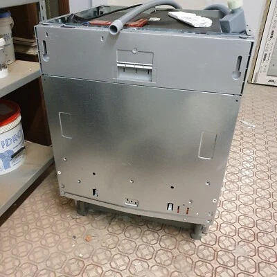 Whirlpool WI 7020 PEF 60cm Lavastoviglie da Incasso - Argento - Immagine 1 di 4