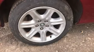 SINGLE ALLOY WHEEL 18 INCH FLUTE - Jaguar XK8 XKR XJ6 XJ8 XJR 96-2006 With Tyre - Picture 1 of 4
