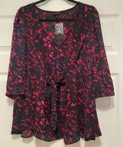 TORRID Blouse Shirt WOMEN'S 0 Large BLACK FLORAL Leopard TIE FRONT TOP - Picture 1 of 9