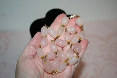 beau collier vintage en quartz rose, dimension des perles 2x1 cm environ - Photo 1/3