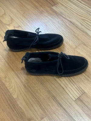 Mocasín Uggs Woodlyn Moc negro para mujer talla 7,5 usado #1094814 Foto 1 de 4