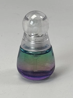 雅诗兰黛 Beyond Paradise 喷雾 0.14 液量 盎司 4 毫升复古迷你钱包旅行 — 第 1/3 张图片