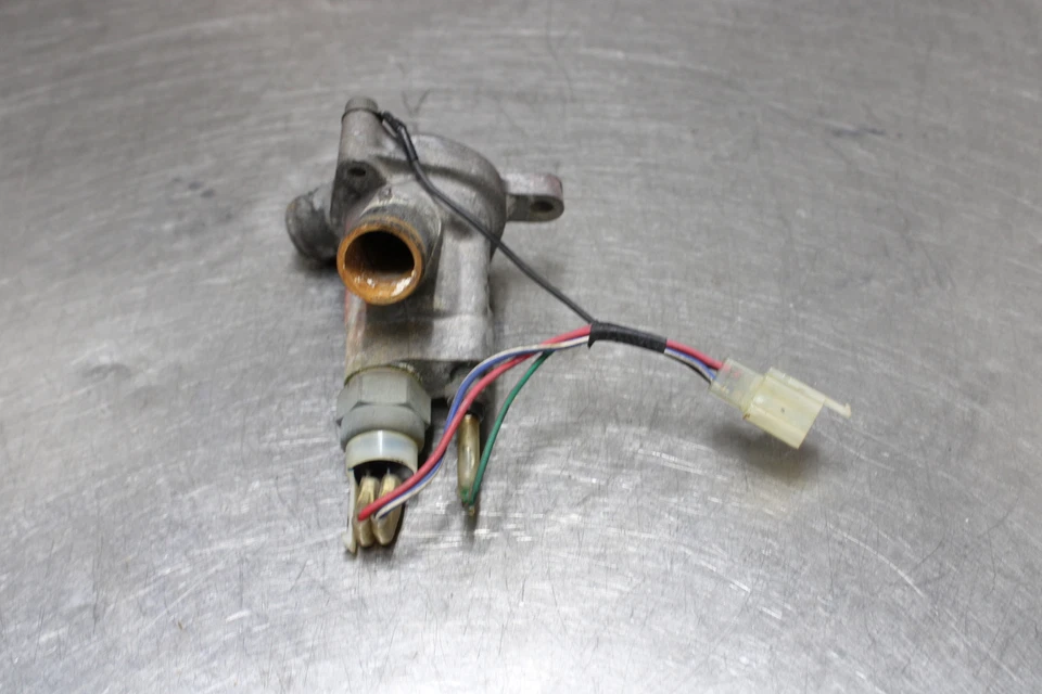 97-07 YZF600R YZF600 YZF 600 Thermostat Housing Foto 1 de 4