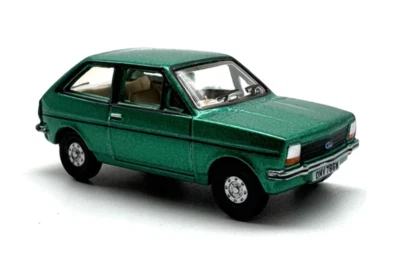 OXFORD DIECAST CZ 1:76 Green MK1 Fiesta Hatchback Sports Model Diecast Display Car