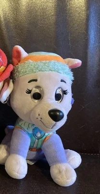 Paw Patrol Plüsch Stofftier Kuscheltier Everest - Bild 1 von 2
