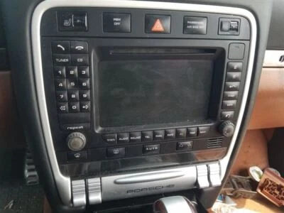 Pantalla de infoentretenimiento usada se adapta a: Porsche Cayenne 2008 pantalla de visualización tablero inferior n Foto 1 de 4