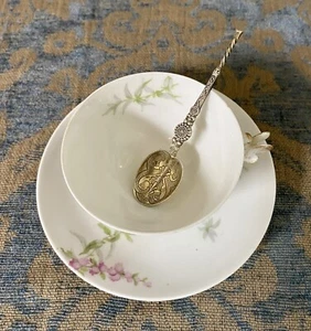 Antik - Sterlingsilber - verzierter Demitasse Löffel - 3,5"L wunderschön! - Bild 1 von 6