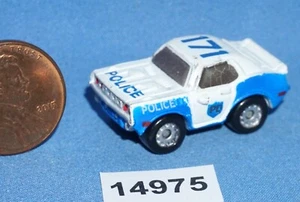Coche de policía Camarob Micro Machines 1986 69 171 versión azul y blanco #5 - Imagen 1 de 2