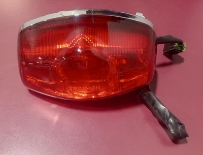 TRIUMPH BONNEVILLE/THRUXTON REAR BRAKE LIGHT T2703777 - Image 1 of 4