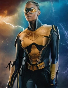 Black Lightning: Nafessa Williams Signed 10x8 photo Collectors Approved - Picture 1 of 2