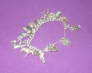 VINTAGE 70er JAHRE GEPUNZT STERLINGSILBER HERZ VORHÄNGESCHLOSS BETTELARMBAND - Bild 1 von 9