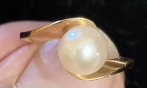 Nice Ring With Genuine 6.5 mm Freshwater Pearl in Solid Yellow Gold 14K Size 6 - Picture 1 of 4