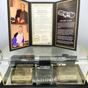 Star Wars Master Replicas Darth Vader Lightsaber Signature Edition Celebration - Picture 1 of 9