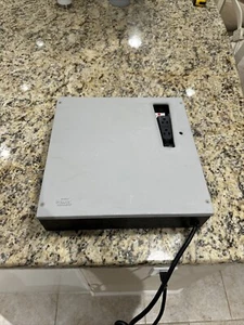 DANIEL WOODHEAD Powerhouse Retractable Electric Cord Outlet Wall mount Box Reel - Picture 1 of 7