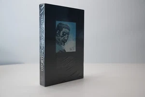 The Walking Dead Omnibus Vol. 3 SIGNED & NUMBERED Limited Edition Volume 3 RARE - Picture 1 of 4