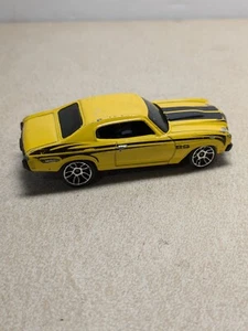 1998 Hot Wheels 1970 Chevelle SS Yellow with Black Pinstripe and Black Interior  - Picture 1 of 16