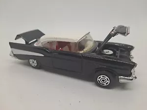 Corgi 1/43 Scale C825/1 1957 Chevrolet Bel Air Black/White Die-cast - Picture 1 of 9