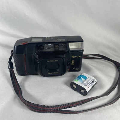 Nice Fuji DL-400 TELE Wide 35mm 70mm Point & Shoot Film Camera Works NEW BATTERY - Image 1 of 4