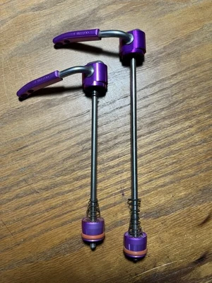 Brochetas Paul Components Foto 1 de 4