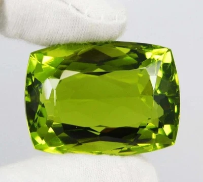 Stunning Green Peridot Cushion Cut 98-100 Ct Natural Loose EGLCertified Gemstone - Image 1 of 4