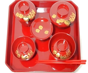 Jungen Okuizome Entwöhnungszeremonie Geschirr Set Hochwertig Rot Made in Japan Gebraucht - Bild 1 von 12
