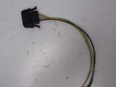 02-04 MERCEDES-BENZ CLK 320 MALETERO LUZ TRASERA INTERIOR LÁMPARA ENCHUFE NEGRO 3 CABLES K4033 Foto 1 de 3