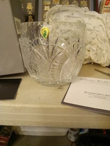 Stunning Waterford Crystal - ICE BUCKET in the SEAHORSE Pattern Signed (Read) - Picture 1 of 7