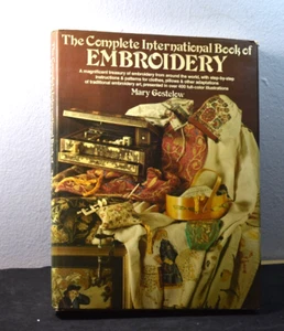 COMPLETE INTERNATIONAL BOOK OF EMBROIDERY-MARY GOSTELOW-1977 ed. - Picture 1 of 5