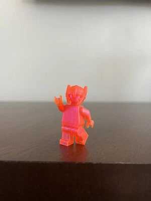 LEGO Marvel Thor Prototype Satin Orange Minifigure - Image 1 of 3