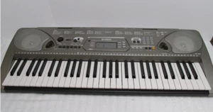 Yamaha EZ-250i Teaching Electronic Keyboard 61 keys - Picture 1 of 1