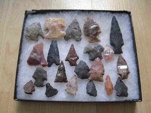 Lot of 21 x Authentic Indian Artifact Arizona Arrowheads - Picture 1 of 4
