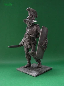 TIN 75mm SOLDIERS ROMAN GLADIATOR MURMILLO - Picture 1 of 6
