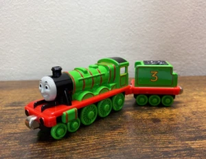 Thomas The Train & Friends HENRY mit Tender Gullane 2002 Lernkurve Druckguss - Bild 1 von 8