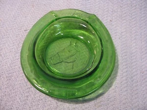 Cenicero de vidrio verde buena suerte herradura caballo vintage baratija 5 1/2" - Imagen 1 de 8