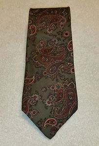 Slip-Stitch Green Floral Mens Tie 100% Silk Made In The USA - Picture 1 of 3