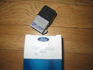 Nuevo de Lote Antiguo 1993 1994 Lincoln Continental Automático Faro Atenuador Relé - Imagen 1 de 2