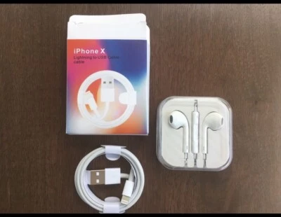 Bundle of earbud and charging cable for iphone - Image 1 of 2