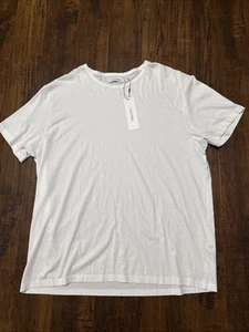NWT Calvin Klein Men's Lightweight Weekend Tee Bright White Men’s Size XL. B3 - Picture 1 of 3