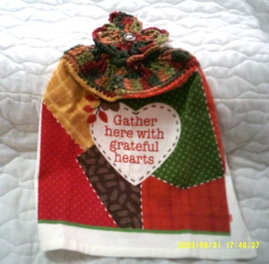 CROCHETED HANDMADE TERRYCLOTH KITCHEN HANDLE TOWEL W/GATHER TOGETHER DESIGN - Picture 1 of 3